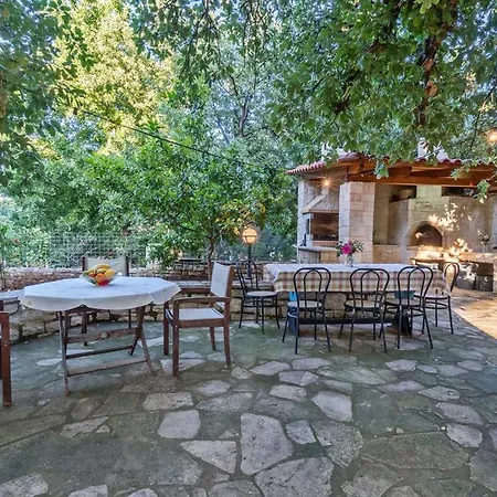 Apartment With One Bedroom In Atsipopoulo, With Furnished Garden - 10 *